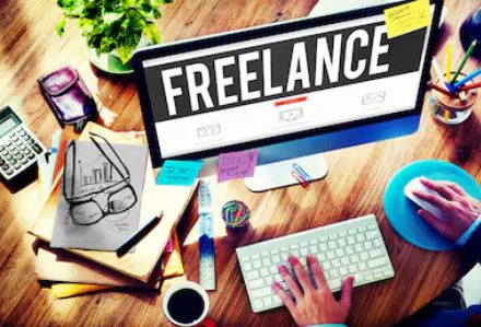 5 Compelling Reasons to Hire Freelancers for Your Art Business